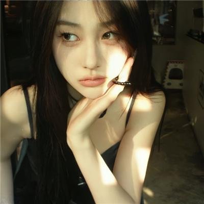 茱莉小姐
